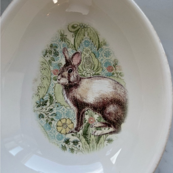 Pottery Barn - Egg Bowls - Set of 4 - Picture 15 of 15